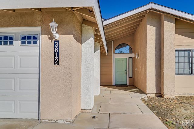 3612 Sonoita Drive, Bakersfield, CA 93309