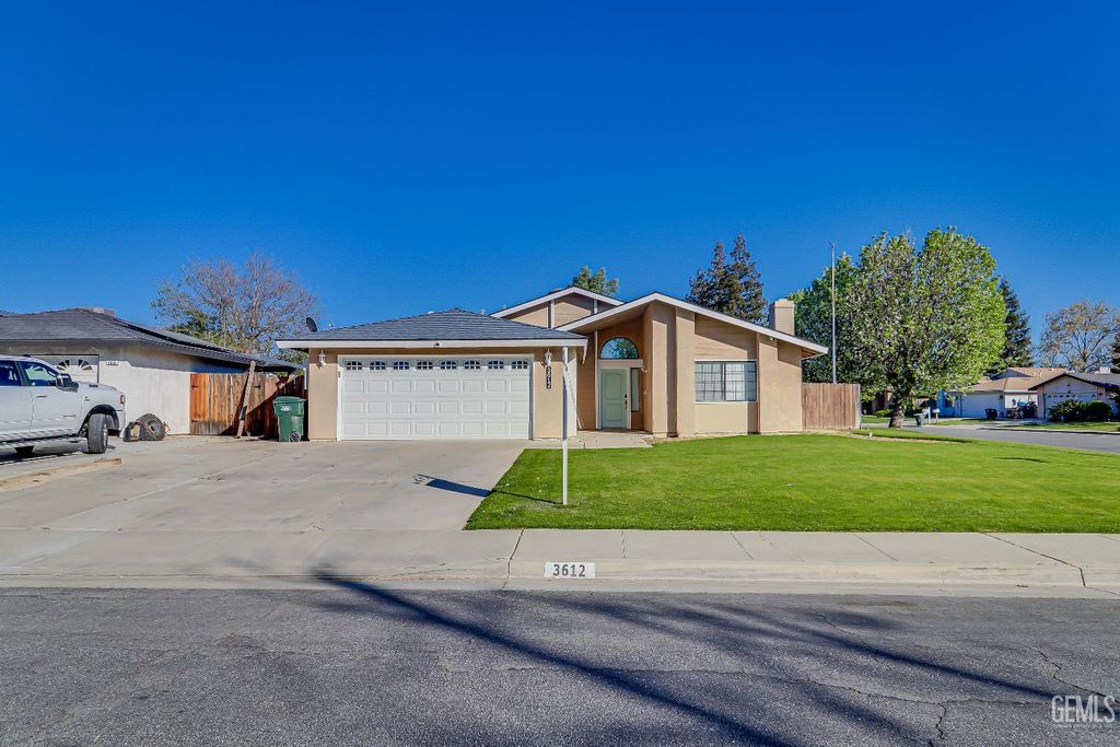 3612 Sonoita Drive, Bakersfield, CA 93309