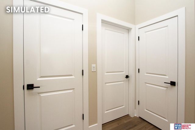 9335 Castle Pine Drive, Lincoln, NE 68516