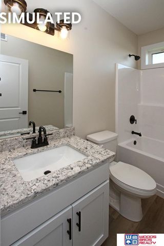 9335 Castle Pine Drive, Lincoln, NE 68516