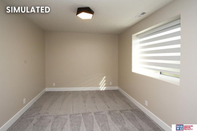 9335 Castle Pine Drive, Lincoln, NE 68516