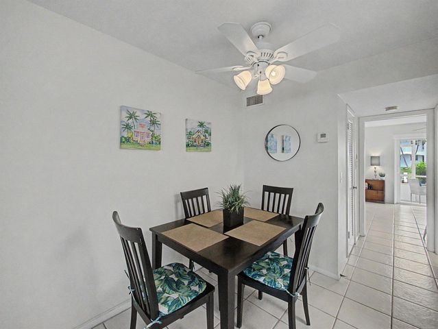 111 Doolen Court 104, North Palm Beach, FL 33408