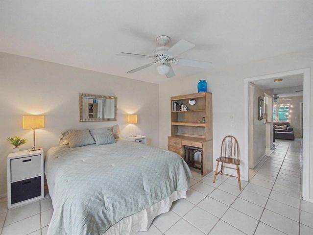 111 Doolen Court 104, North Palm Beach, FL 33408