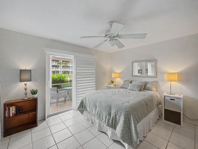 111 Doolen Court 104, North Palm Beach, FL 33408