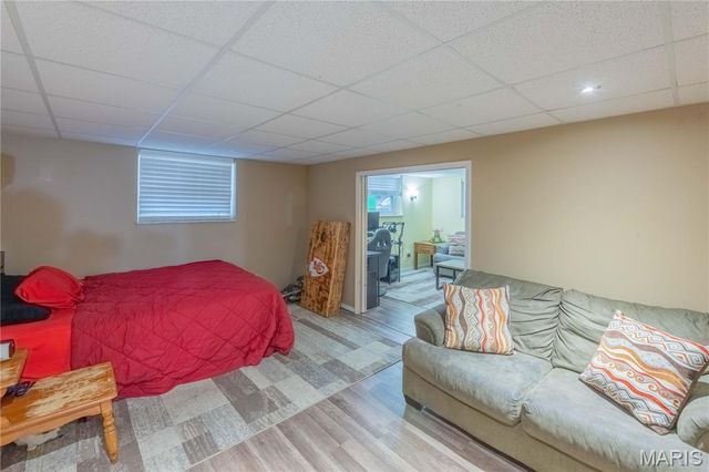 702 Saint Anthony Drive, Godfrey, IL 62035