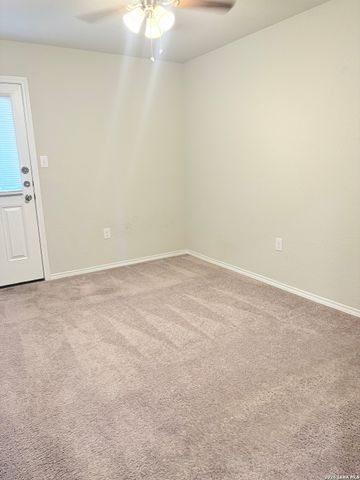 7022 Sunspot, San Antonio, TX 78109