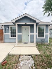 7022 Sunspot, San Antonio, TX 78109