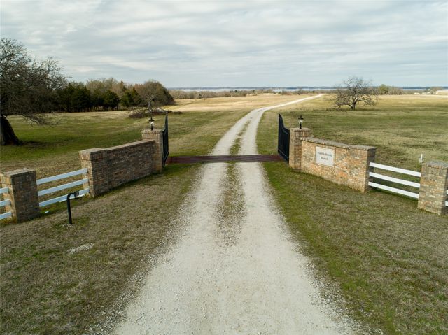 14604 SE County Road 2370, Streetman, TX 75859