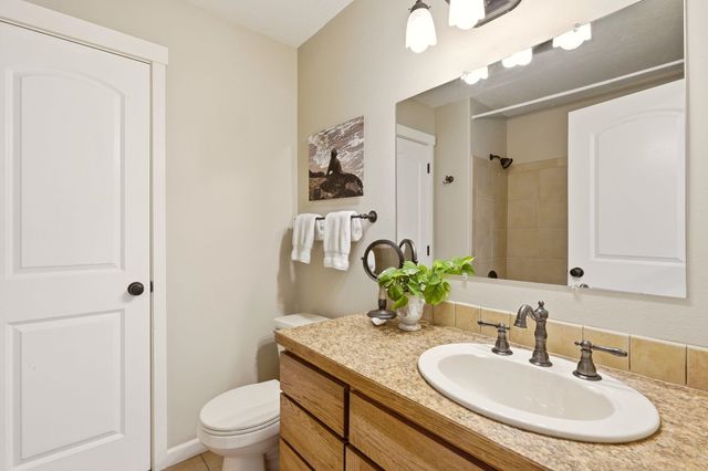 1611 S Cochran St, Spokane, WA 99224