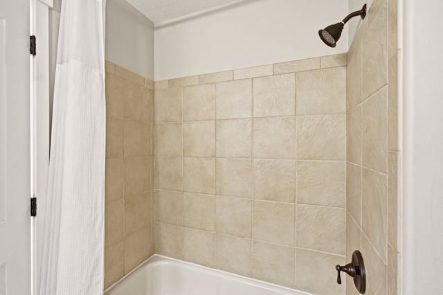 1611 S Cochran St, Spokane, WA 99224