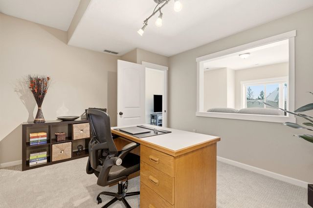 1611 S Cochran St, Spokane, WA 99224