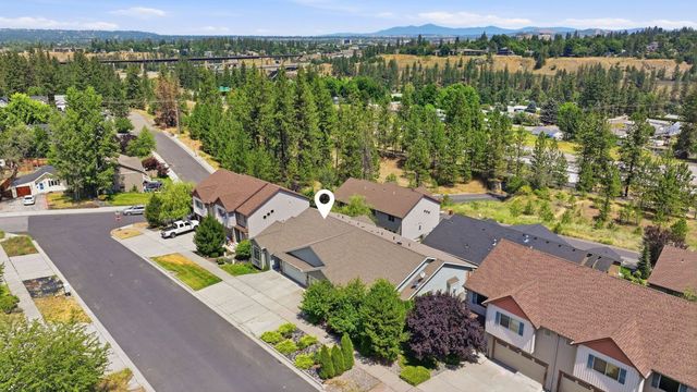 1611 S Cochran St, Spokane, WA 99224