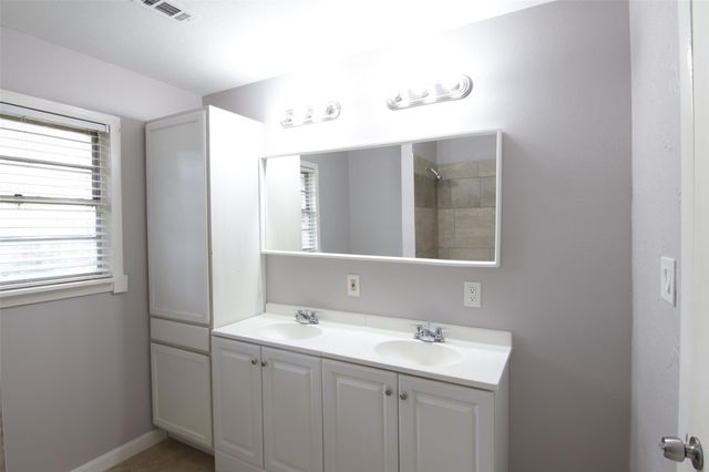 7941 Longridge Drive, Houston, TX 77055