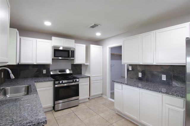 7941 Longridge Drive, Houston, TX 77055