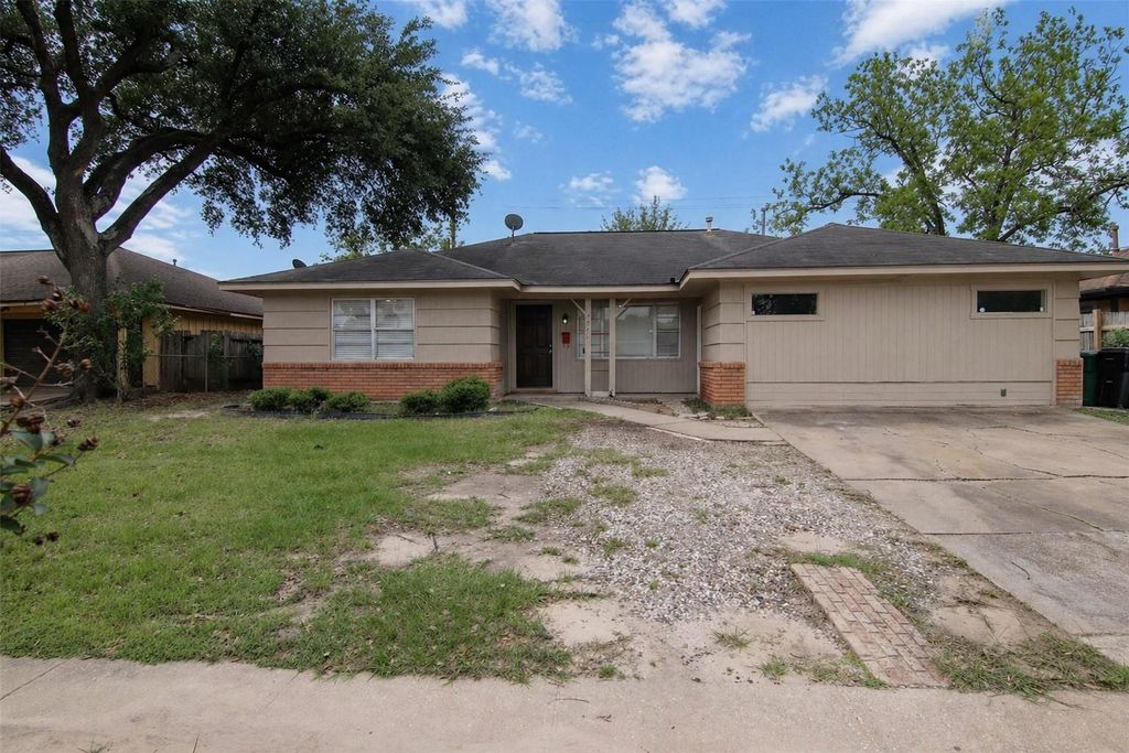 7941 Longridge Drive, Houston, TX 77055