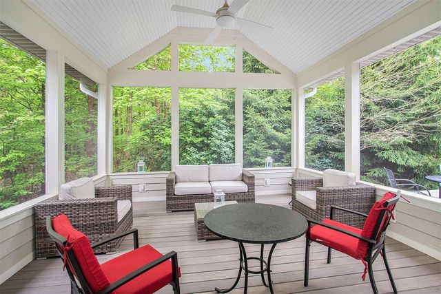 6834 Sherwood Trail, Fennville, MI 49408