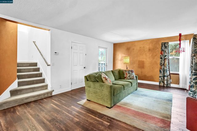 5260 A Sunset Dr, El Sobrante, CA 94803