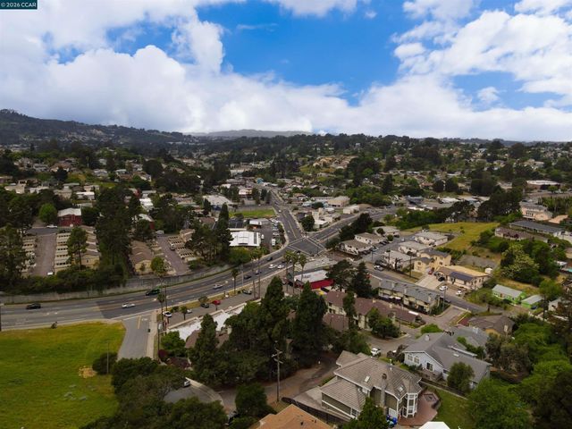 5260 A Sunset Dr, El Sobrante, CA 94803