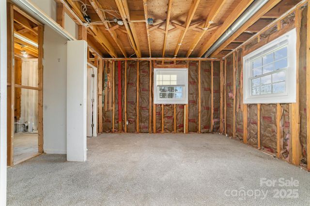 9926 Rockmeadow Drive, Charlotte, NC 28216