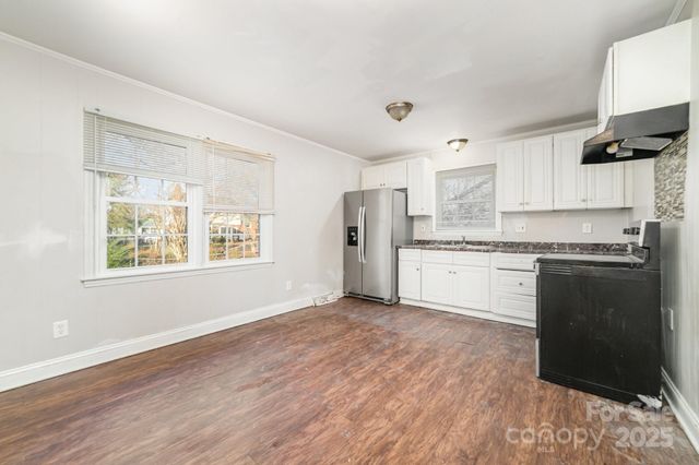 9926 Rockmeadow Drive, Charlotte, NC 28216