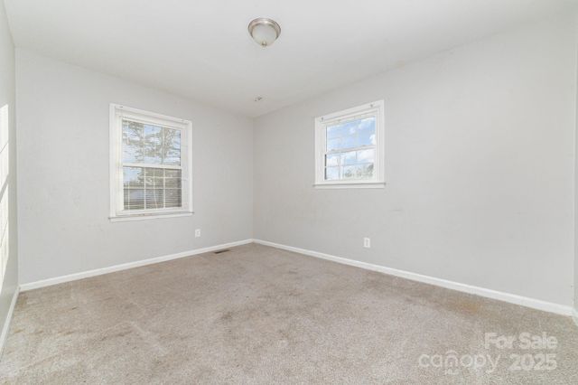 9926 Rockmeadow Drive, Charlotte, NC 28216