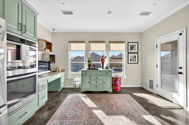 4007 Heritage Oaks, Midland, TX 79707