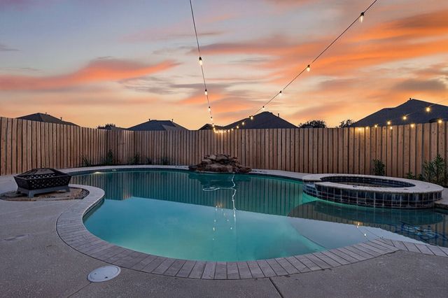 4007 Heritage Oaks, Midland, TX 79707