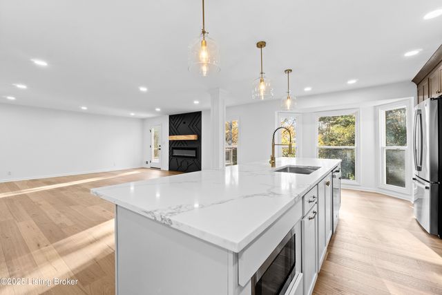 508 Nickleby Way, Louisville, KY 40245