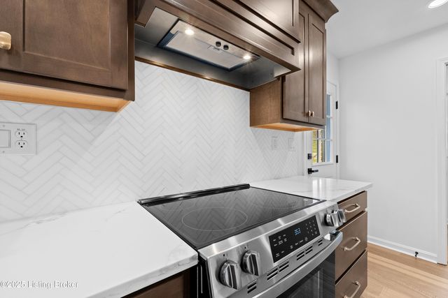 508 Nickleby Way, Louisville, KY 40245