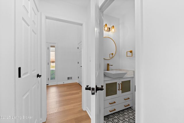 508 Nickleby Way, Louisville, KY 40245