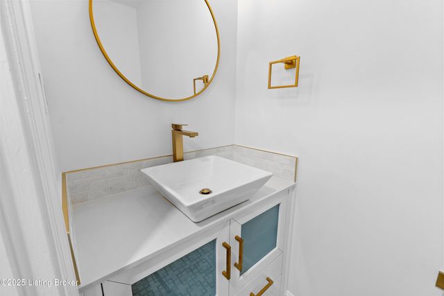 508 Nickleby Way, Louisville, KY 40245