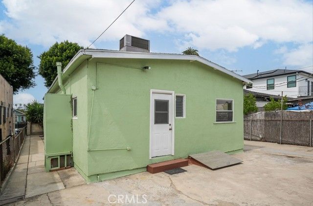 502 S Soto, Los Angeles, CA 90033