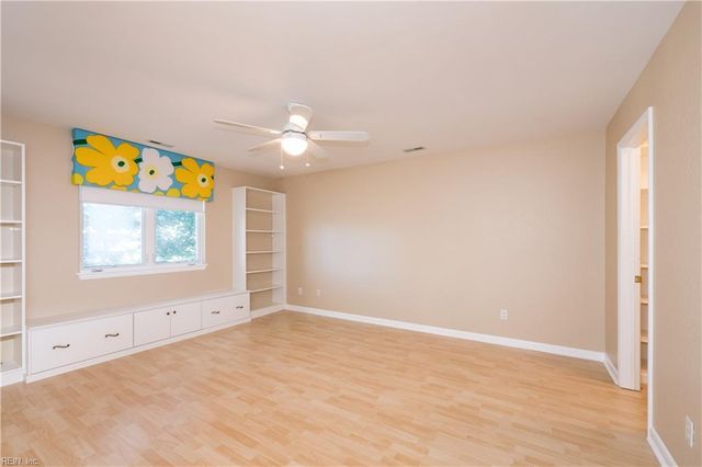 204 82nd ST, Virginia Beach, VA 23451