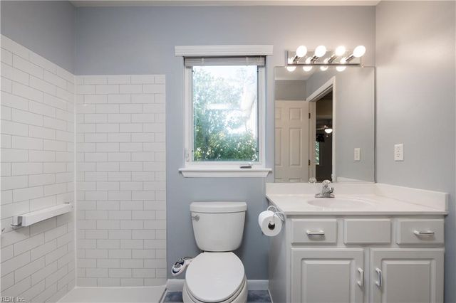 204 82nd ST, Virginia Beach, VA 23451