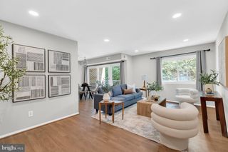 2908 KINGS CHAPEL RD #03, Falls Church, VA 22042