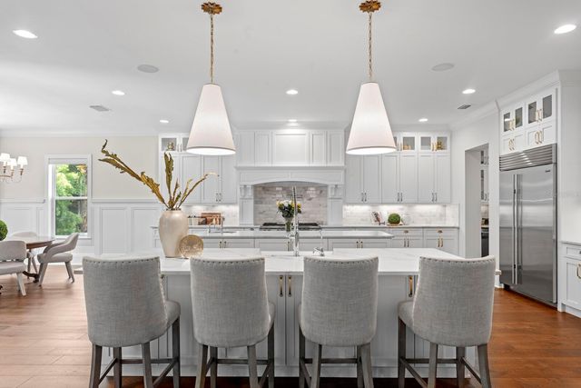 534 LADRONE AVENUE, Tampa, FL 33606