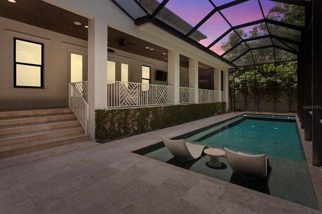 534 LADRONE AVENUE, Tampa, FL 33606