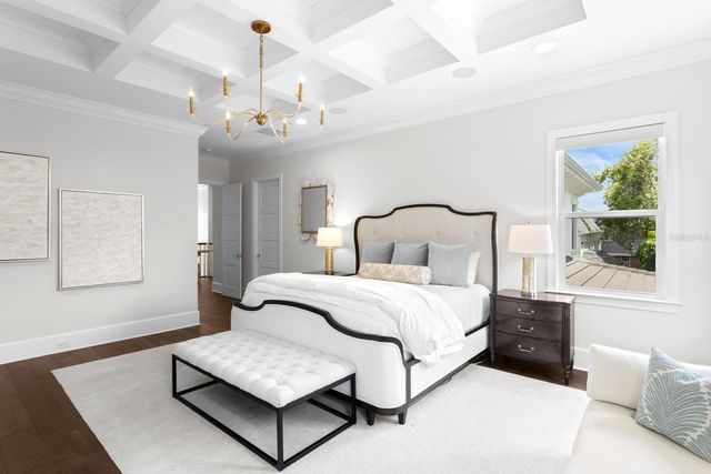 534 LADRONE AVENUE, Tampa, FL 33606