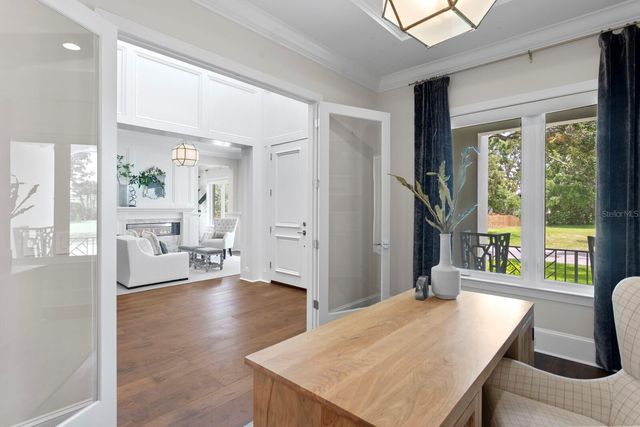 534 LADRONE AVENUE, Tampa, FL 33606