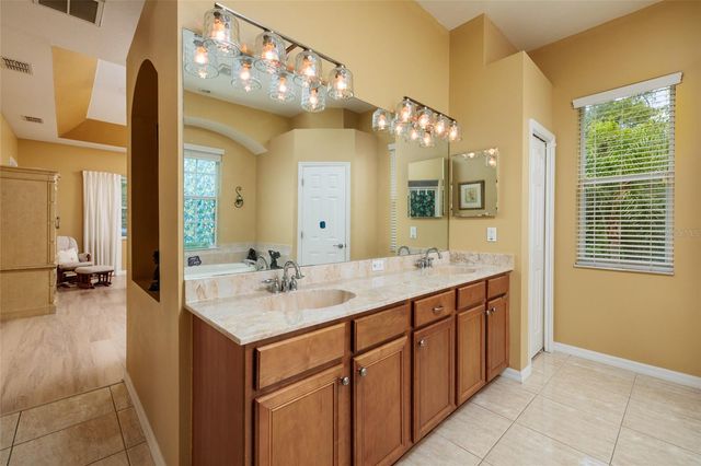 1436 ALTAMONT LANE, Odessa, FL 33556