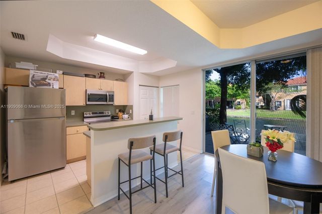 4942 Windward Way 1306, Dania Beach, FL 33312