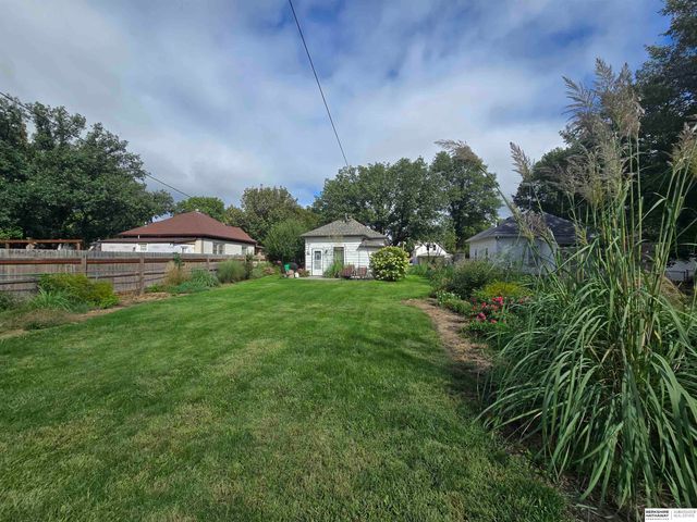 6107 Logan Avenue, Lincoln, NE 68507