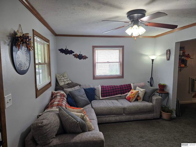 6107 Logan Avenue, Lincoln, NE 68507