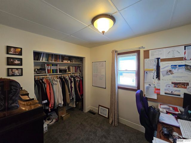 6107 Logan Avenue, Lincoln, NE 68507