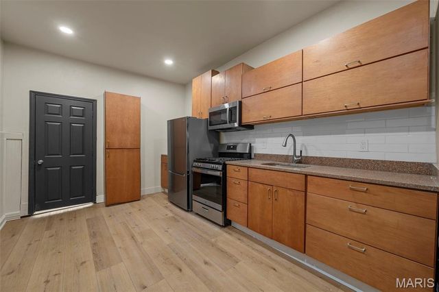 3968 Botanical Avenue, St Louis, MO 63110