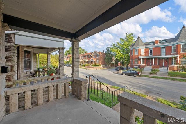 3968 Botanical Avenue, St Louis, MO 63110