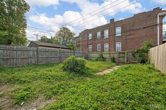 3968 Botanical Avenue, St Louis, MO 63110