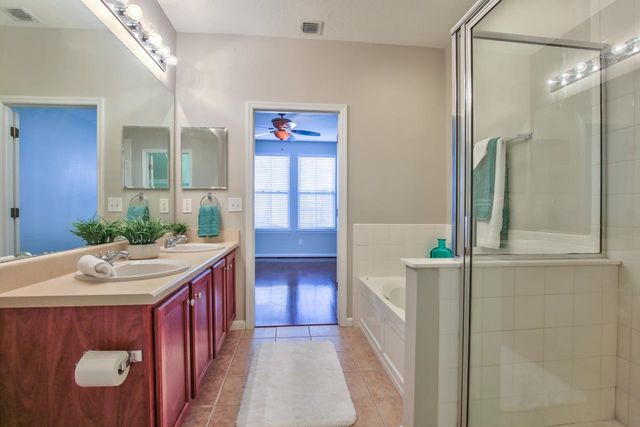 4150 FOUR OAKS BOULEVARD, Tallahassee, FL 32311