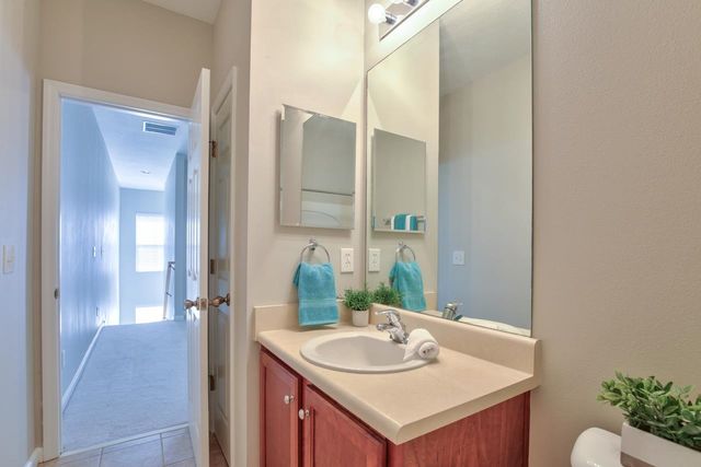 4150 FOUR OAKS BOULEVARD, Tallahassee, FL 32311