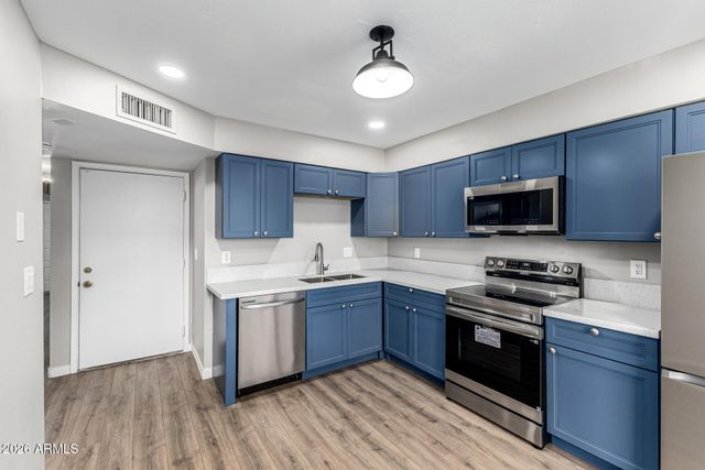 4328 E CAPRI Avenue 165, Mesa, AZ 85206